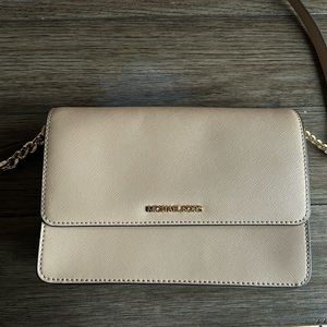 Michael Kors Daniela Crossbody